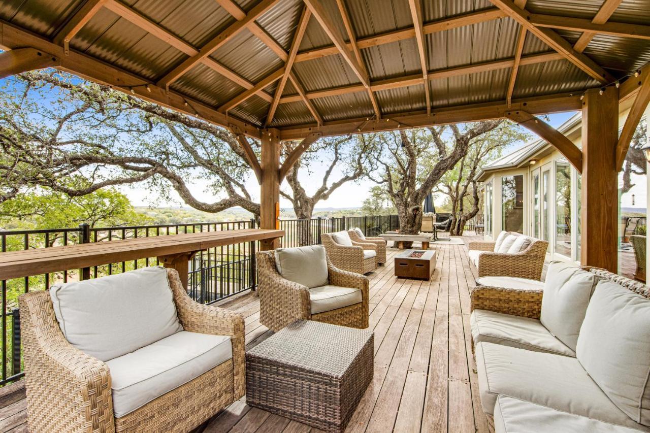 Cliff Side Oasis Villa Spicewood Buitenkant foto