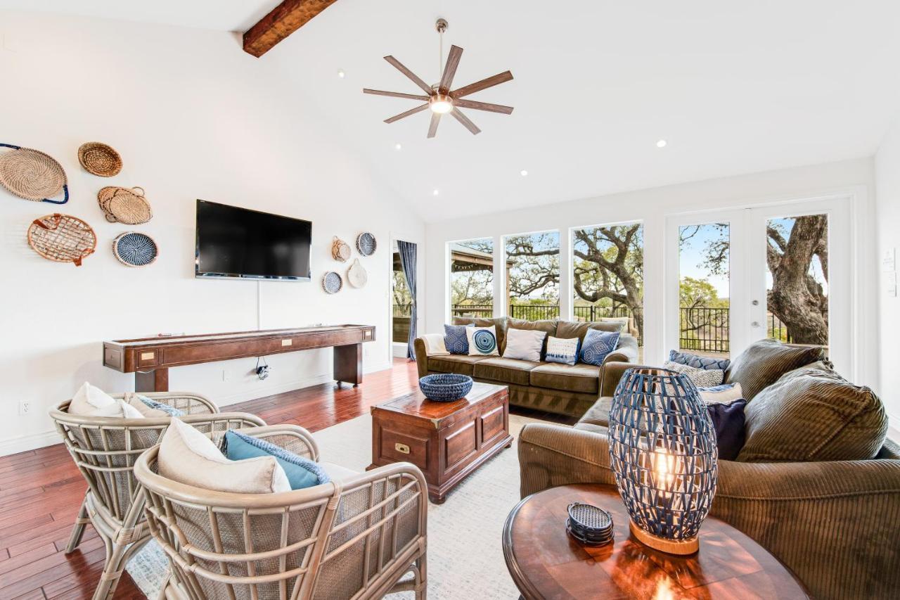Cliff Side Oasis Villa Spicewood Buitenkant foto