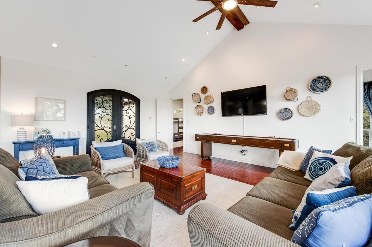 Cliff Side Oasis Villa Spicewood Buitenkant foto