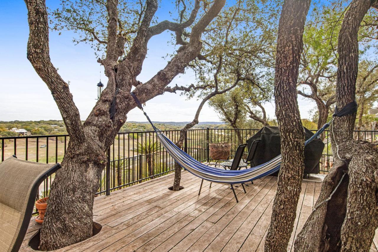 Cliff Side Oasis Villa Spicewood Buitenkant foto